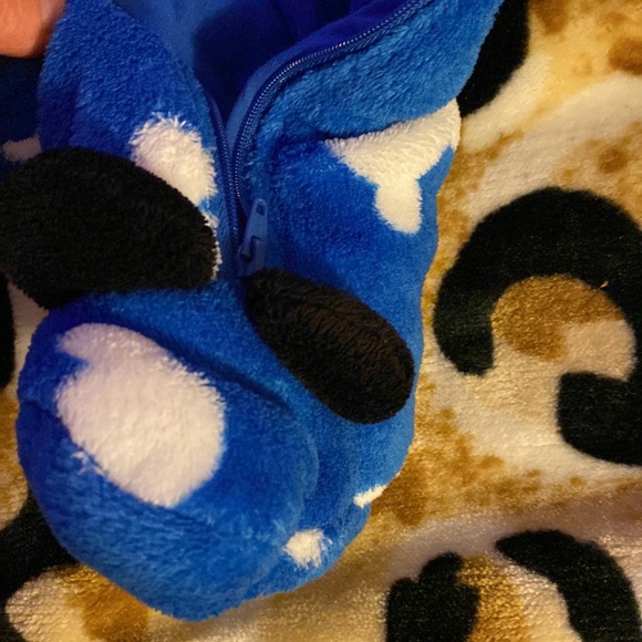 New condition 6M baby Mickey warm suite by Disney - Picture 5 of 10